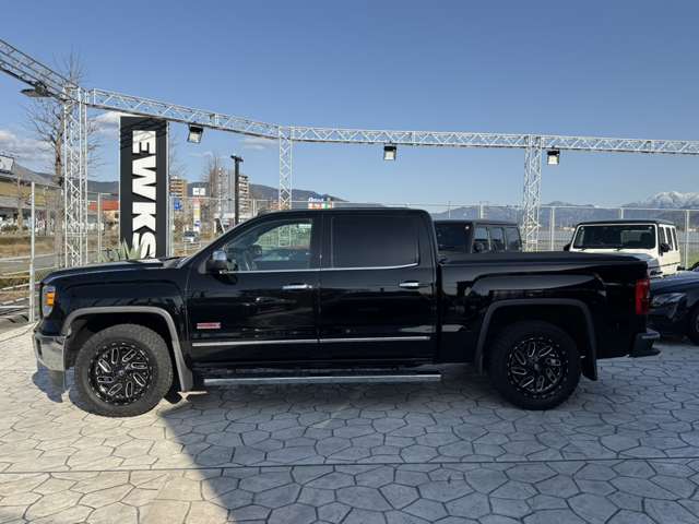GMC Sierra 2