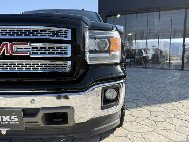 GMC Sierra 10