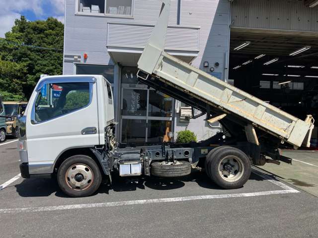 Mitsubishi Fuso Canter 3