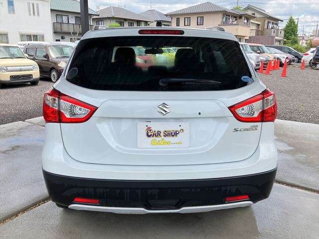 Suzuki SX4 S-CROSS 8