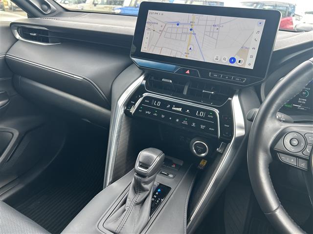 Toyota Harrier 6