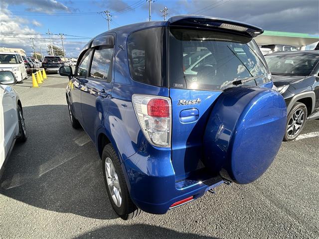 Toyota Rush 10