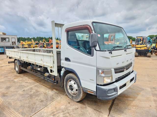 Mitsubishi Fuso Canter 4