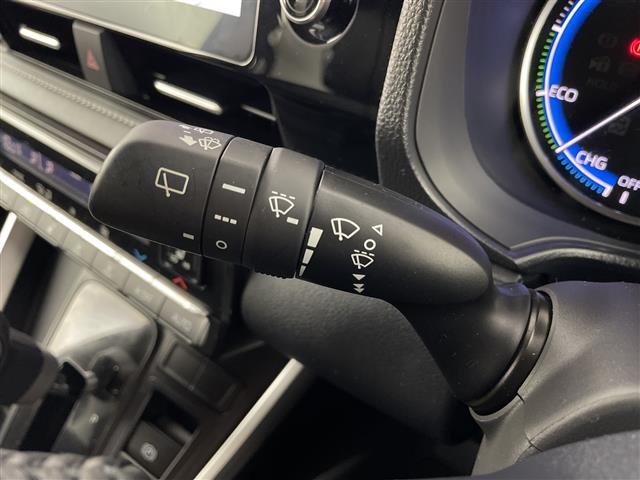 Toyota Noah 11