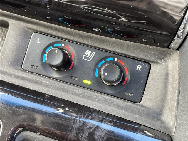 Toyota Alphard 11