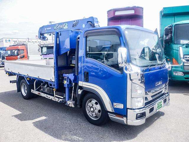 Isuzu Elf 3
