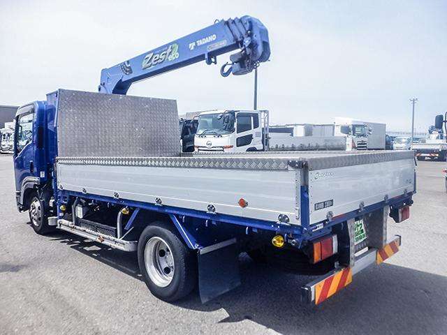Isuzu Elf 6
