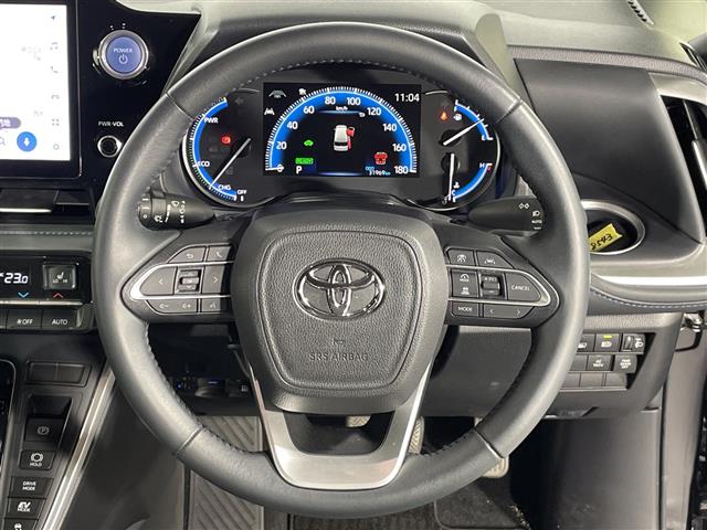 Toyota Voxy 5