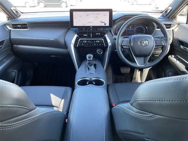 Toyota Harrier 4