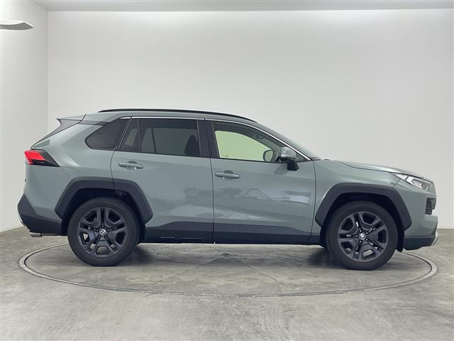 Toyota RAV4 10