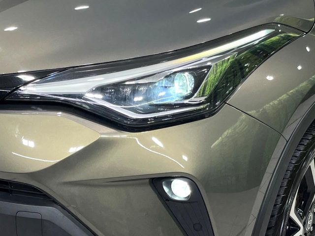 Toyota C-HR 12