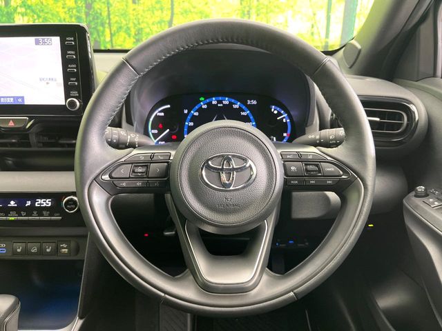 Toyota Yaris Cross 8