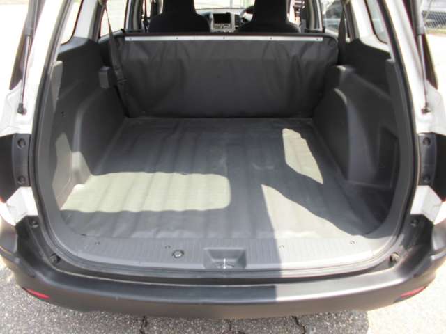 Nissan NV150 AD 11