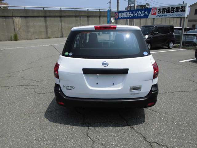 Nissan NV150 AD 4