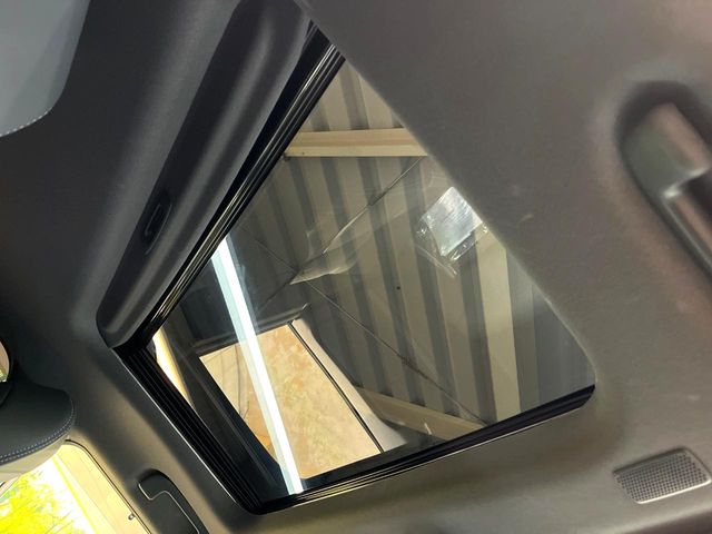 Toyota Land Cruiser 250 4