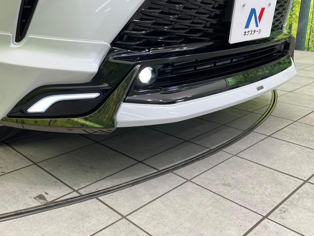 Toyota Harrier 4