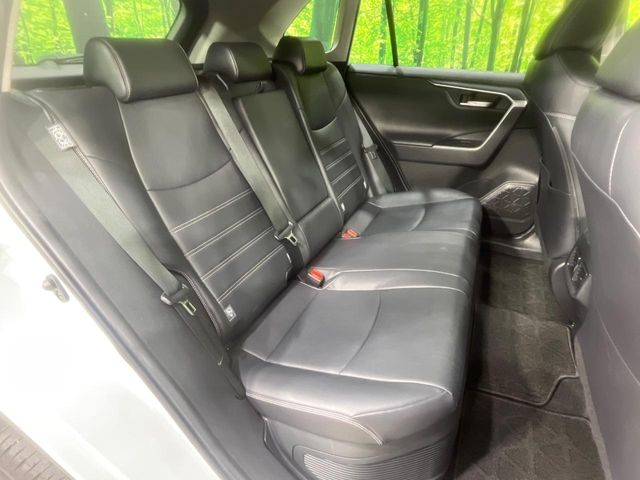 Toyota RAV4 9