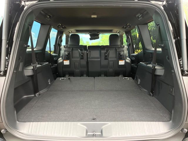 Toyota Land Cruiser 250 11