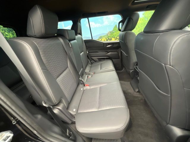 Toyota Land Cruiser 250 9