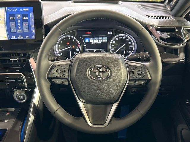 Toyota Harrier 11