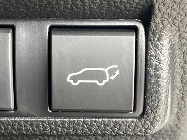 Toyota Corolla Cross 6