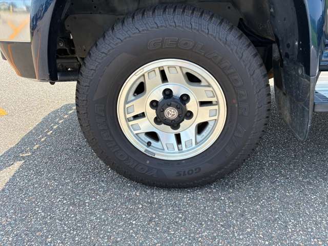 Toyota Hilux Surf 10