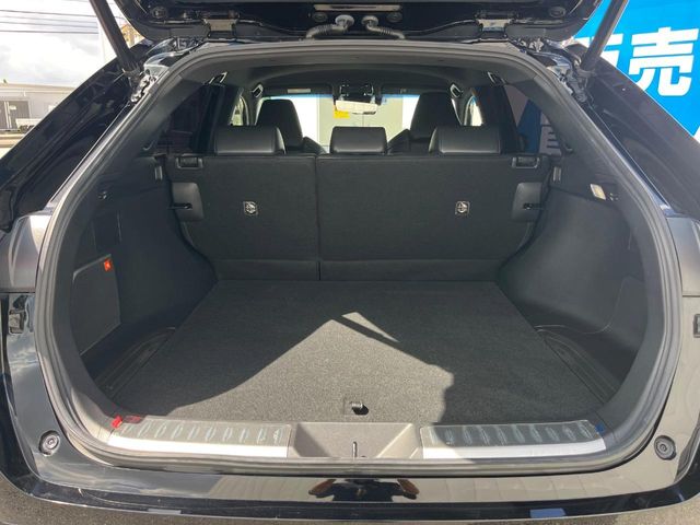 Toyota Harrier 11