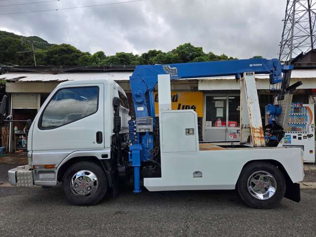 Mitsubishi Fuso Canter 4