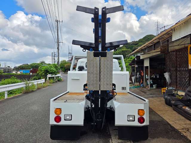 Mitsubishi Fuso Canter 6