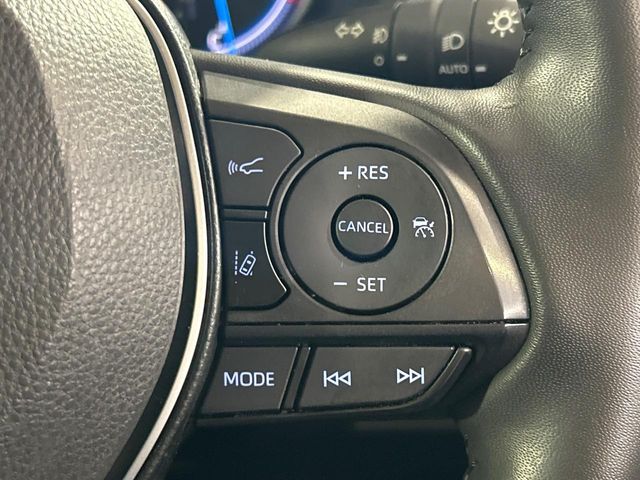 Toyota RAV4 6