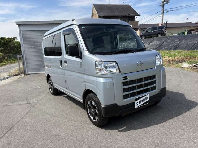 Daihatsu Hijet Cargo 10