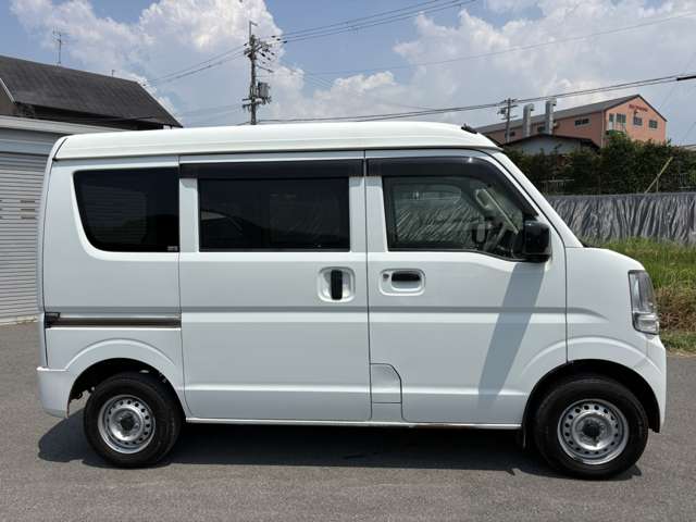 Nissan NV100 Clipper 11