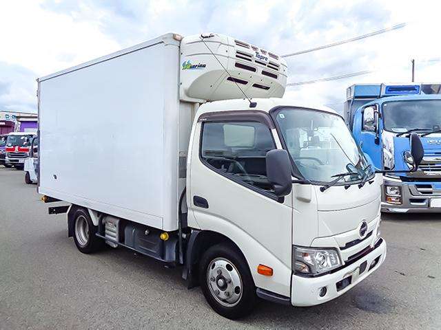 Hino Dutro 3