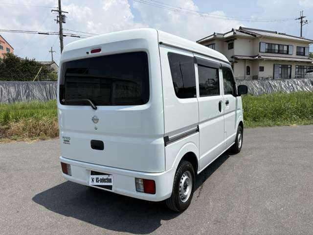 Nissan NV100 Clipper 11