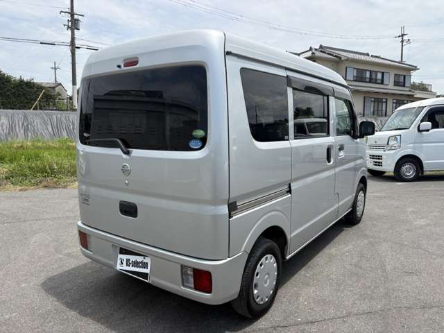 Nissan NV100 Clipper 12