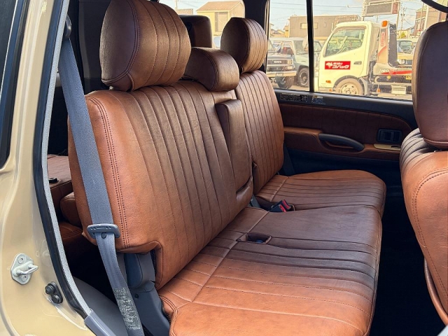 Toyota Land Cruiser Prado 7