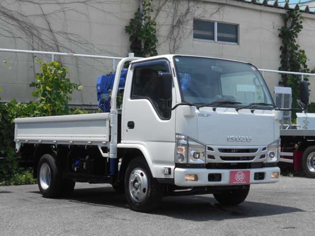 Isuzu Elf 4