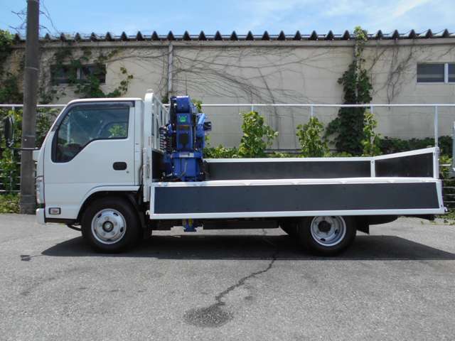 Isuzu Elf 6