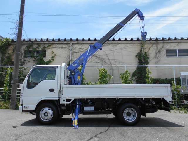 Isuzu Elf 7