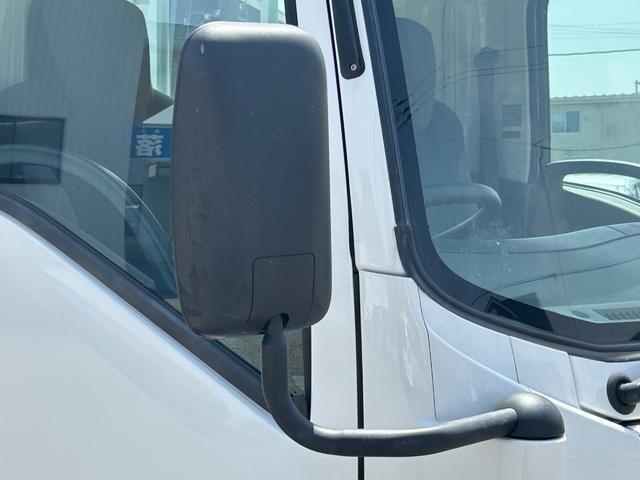 Isuzu Elf 6