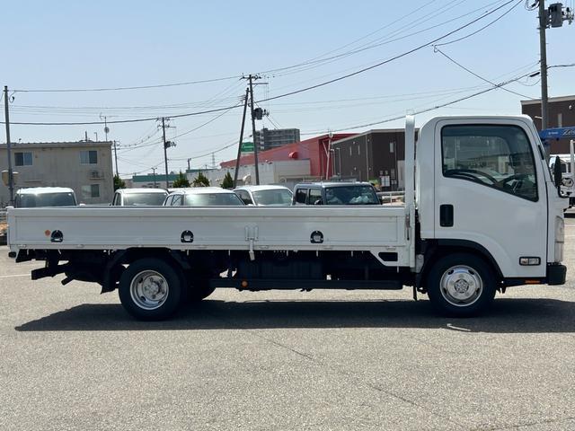 Isuzu Elf 7