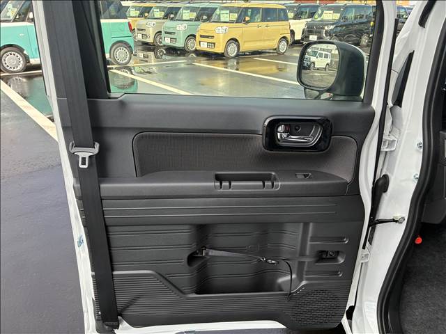 Honda N-VAN 8
