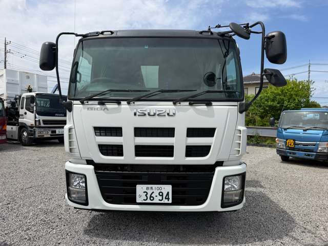 Isuzu Giga 3