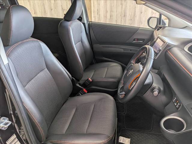 Toyota Sienta 8
