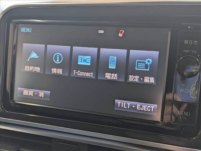 Toyota Sienta 5