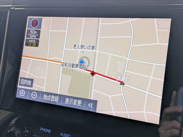 Toyota Alphard 4