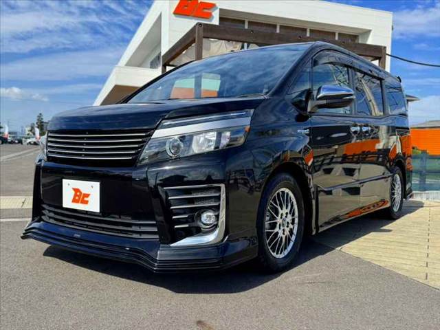 Toyota Voxy 10