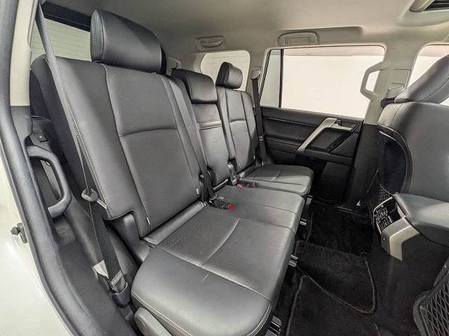 Toyota Land Cruiser Prado 12