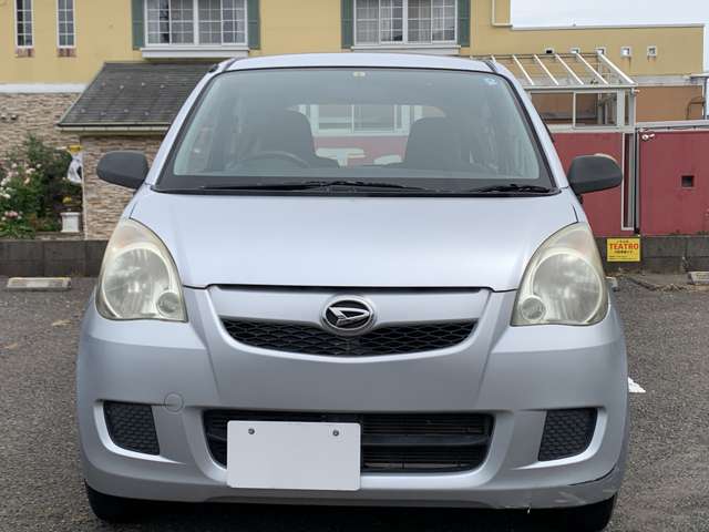 Daihatsu Mira 3