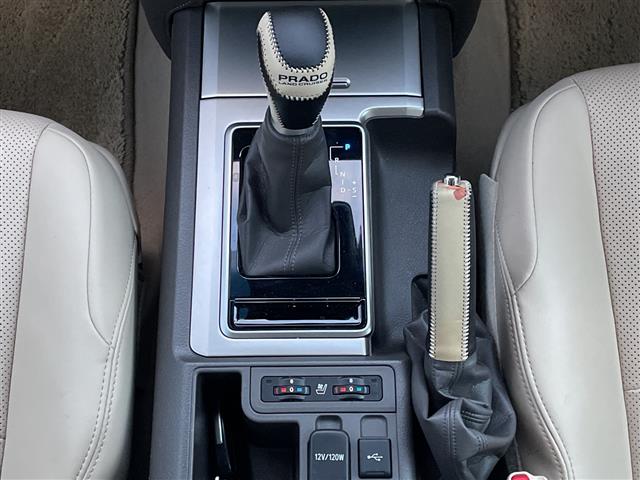 Toyota Land Cruiser Prado 12